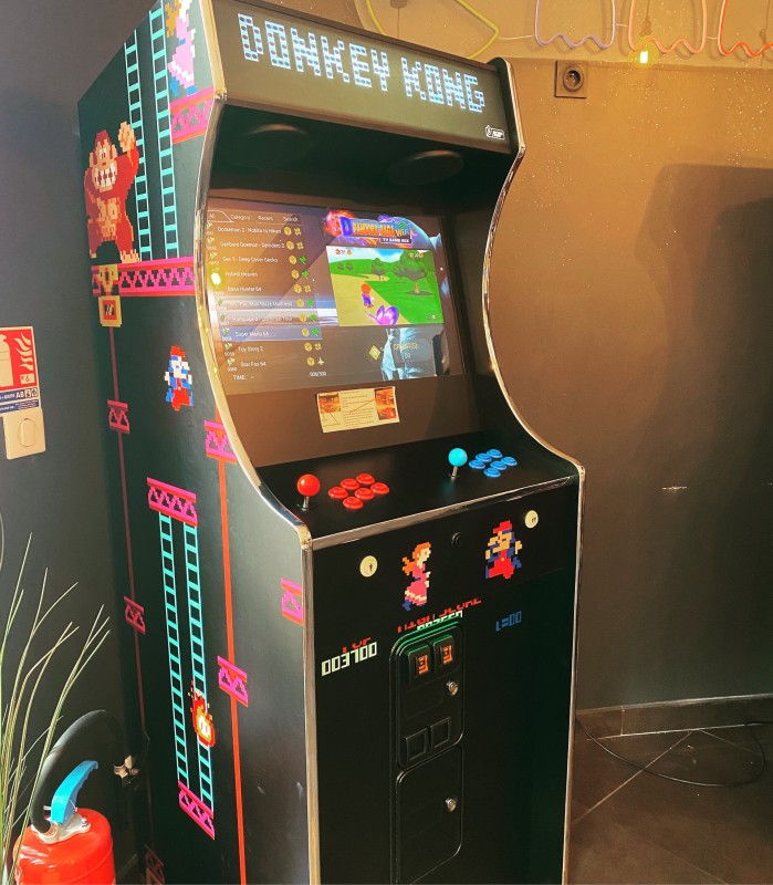 Une borne d’arcade taille imposante fabrication à Nice